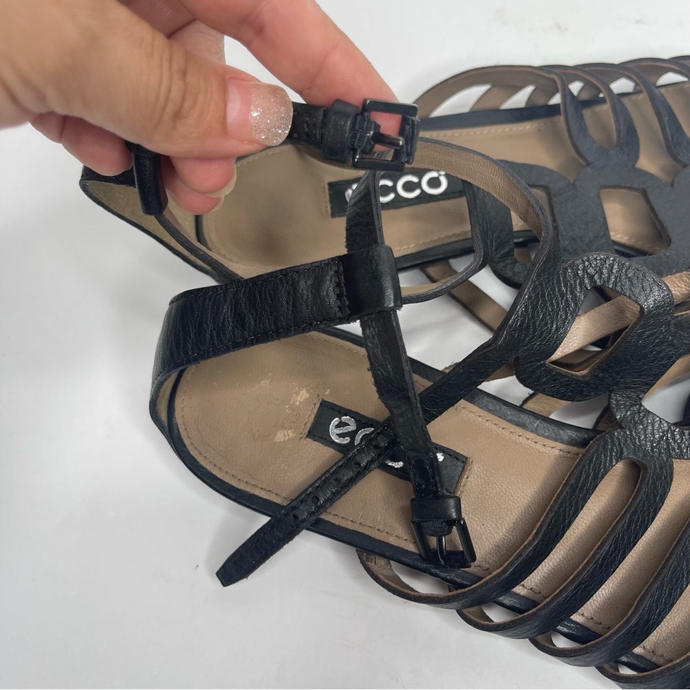 Ecco Gladiator Sandals Size 38 Black Leather Strappy Shoes Flats Comfort Shoe - Picture 14 of 16